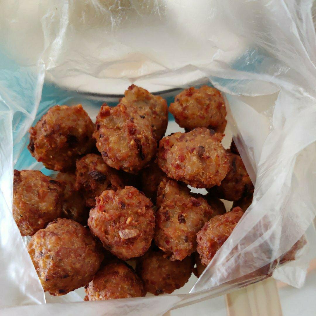 厨师长教你：“炸肉丸”的家常做法，口感和味道都不错，先收藏了