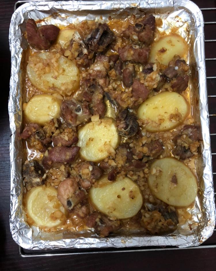 香到骨头里的蒜香排骨（烤箱）