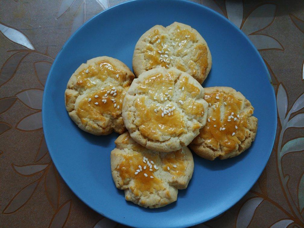 轻轻一按就碎掉的原味桃酥（不输猪油版）