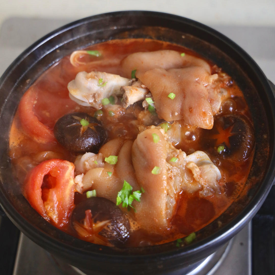 番茄猪蹄煲（火锅）