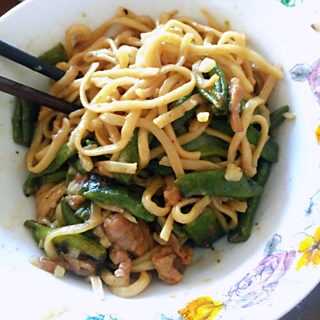 豆角焖面