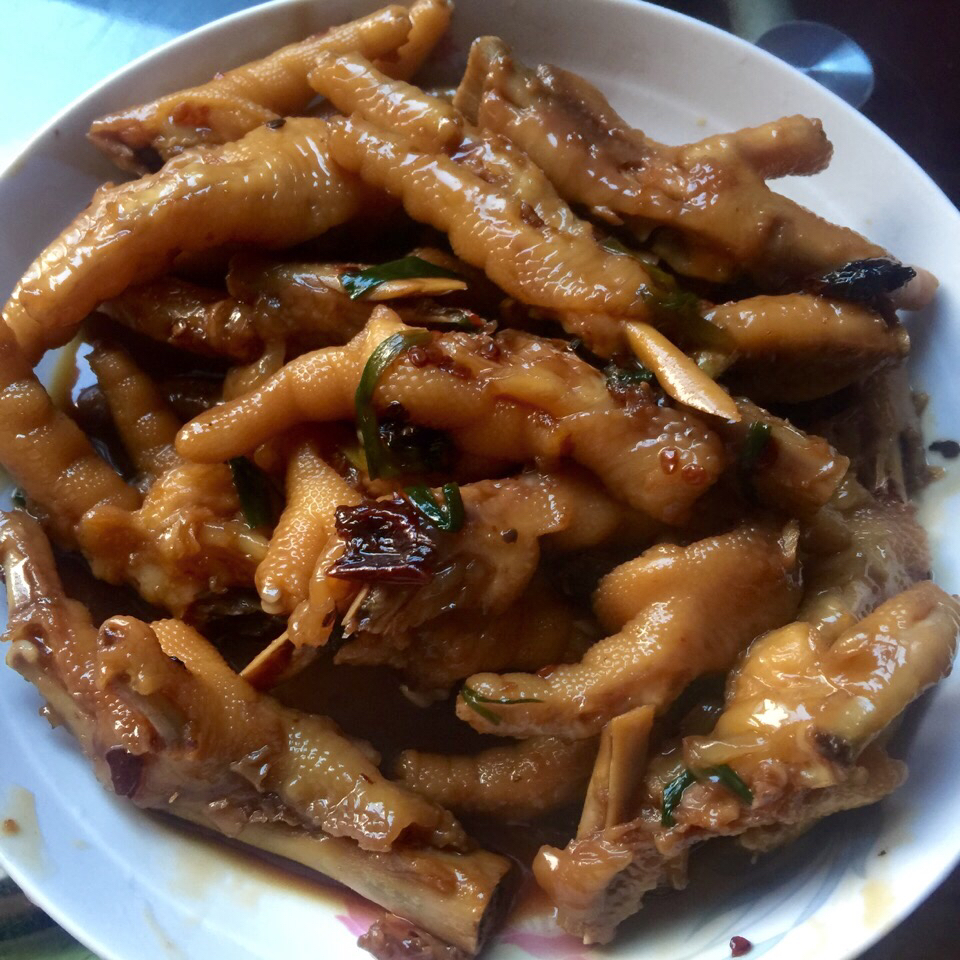 红烧鸡爪