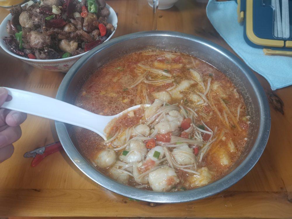 酸爽开胃，番茄巴沙鱼