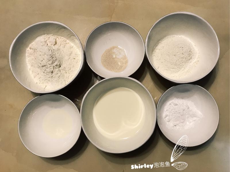 纯奶手撕吐司的做法 步骤1