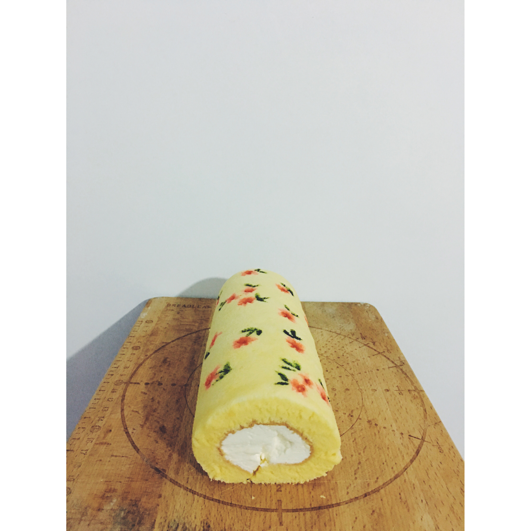 清新碎花手绘蛋糕卷