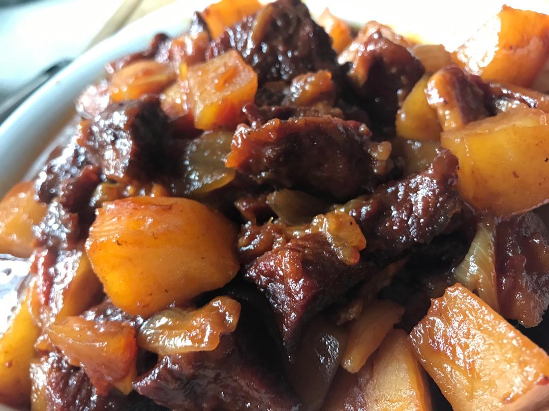 一个话唠包教包会的香浓红烩牛腩