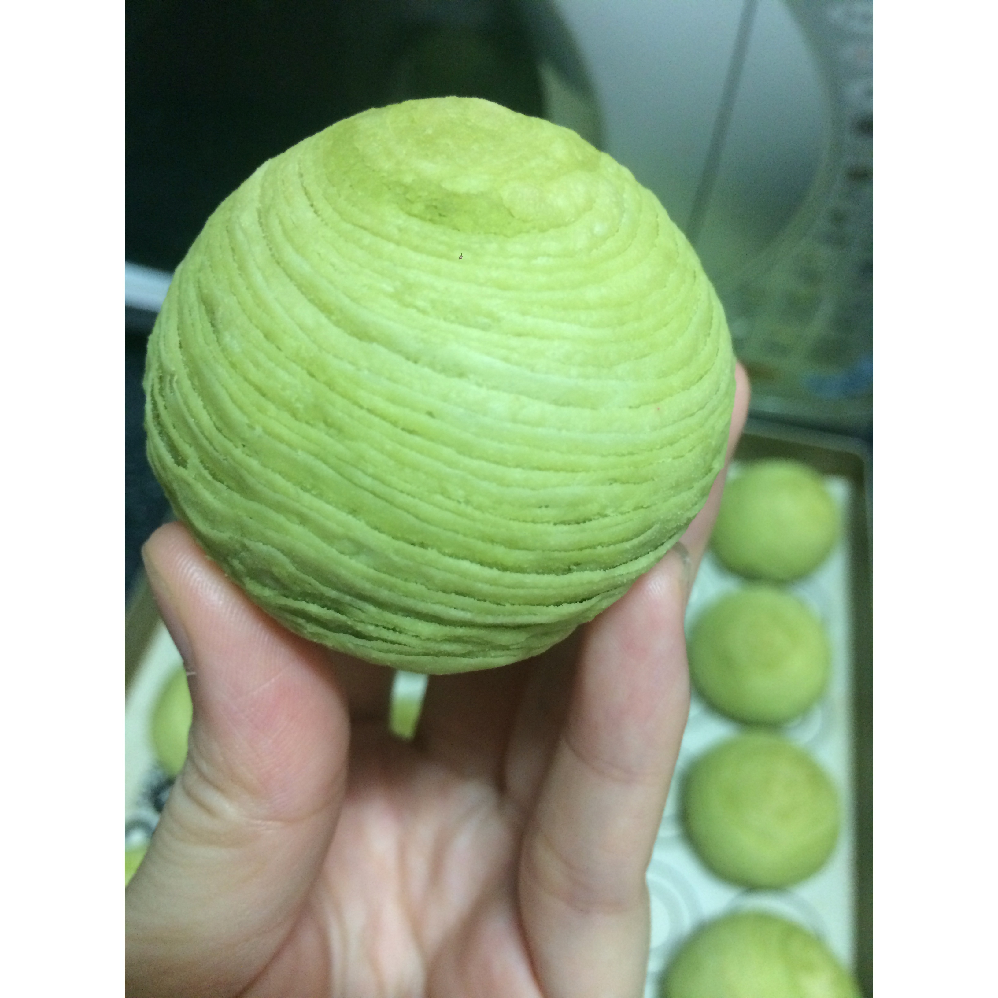 蛋黄酥：抹茶酥：（奶黄味）