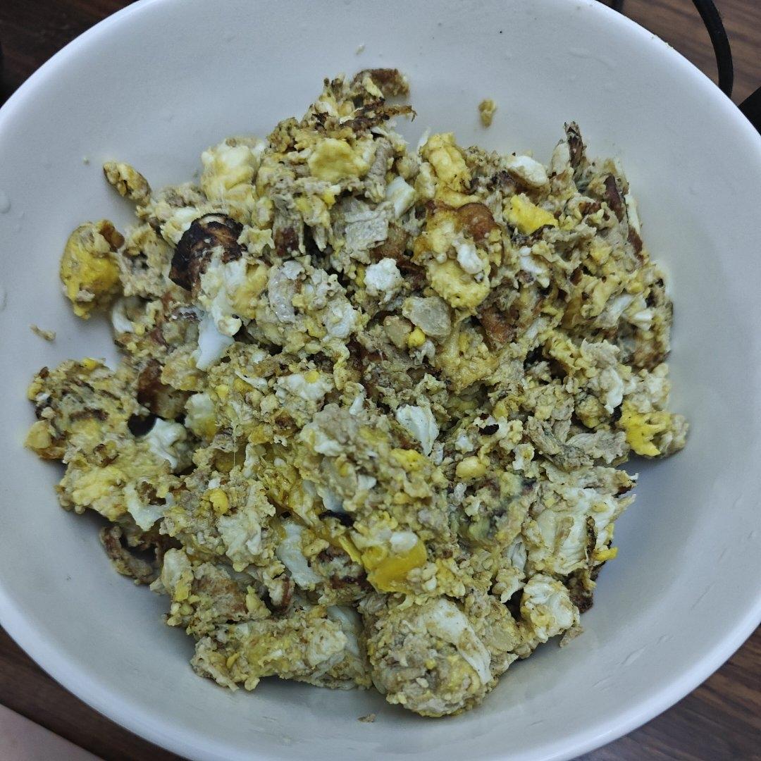 赛螃蟹/蟹黄蛋 (鸭蛋消耗好办法)