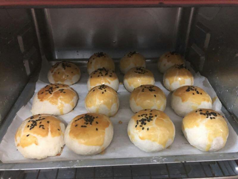 蛋黄酥