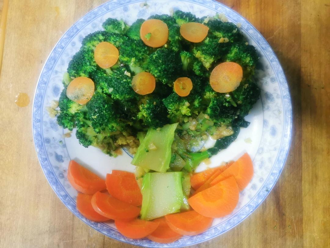 年夜菜之吉祥发财树（辣汁西兰花）