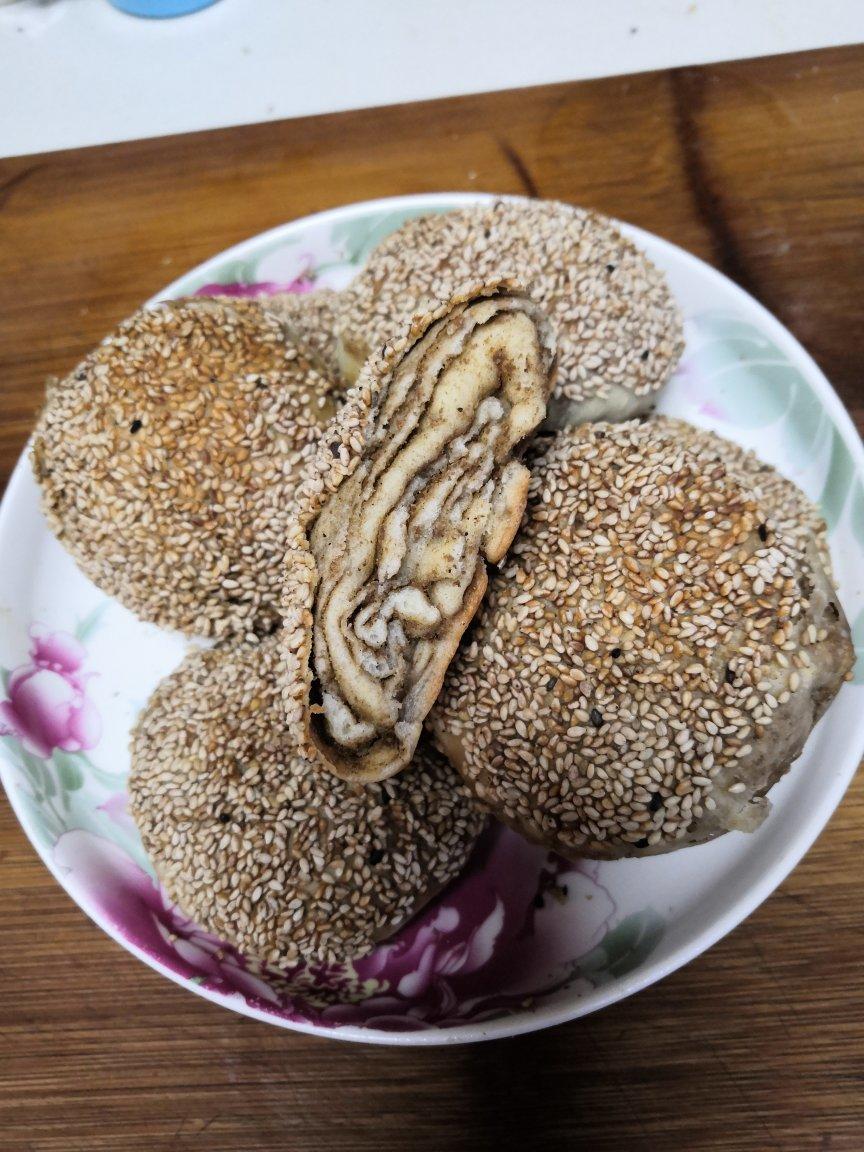 层次超多的麻酱烧饼