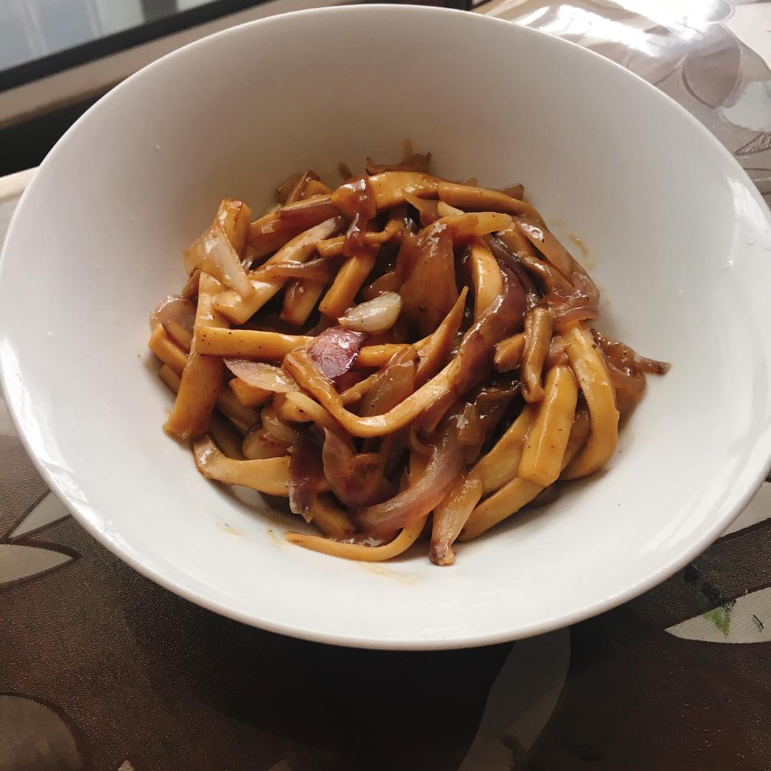洋葱遇到杏鲍菇