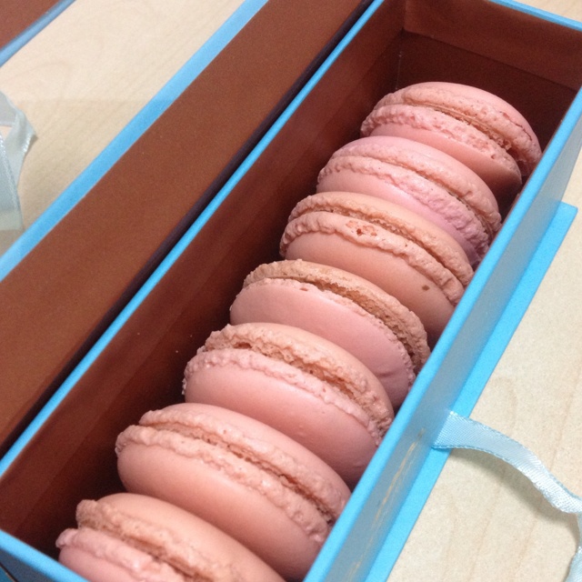 马卡龙(杏仁蛋白糖饼)