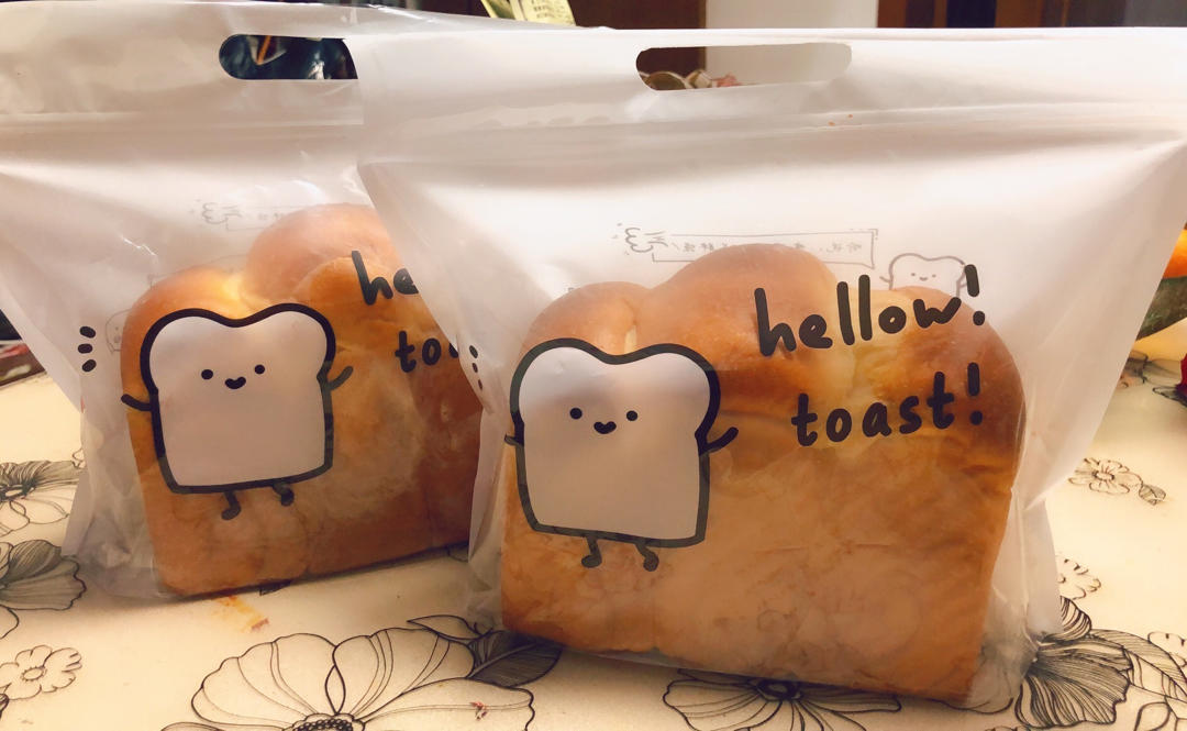 奶香纯粹的重料淡奶油吐司