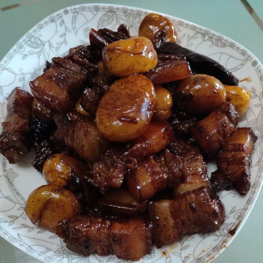 板栗红烧肉