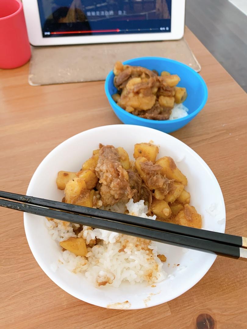 好吃到舔碗底的土豆肥牛拌饭