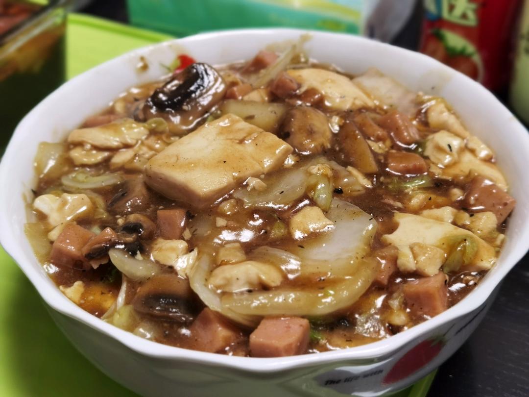 给肉都不换白菜豆腐煲