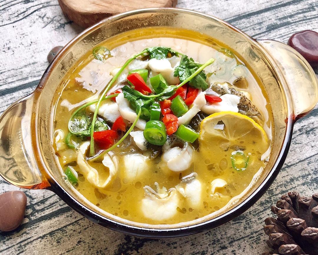 金汤酸菜鲈鱼的做法