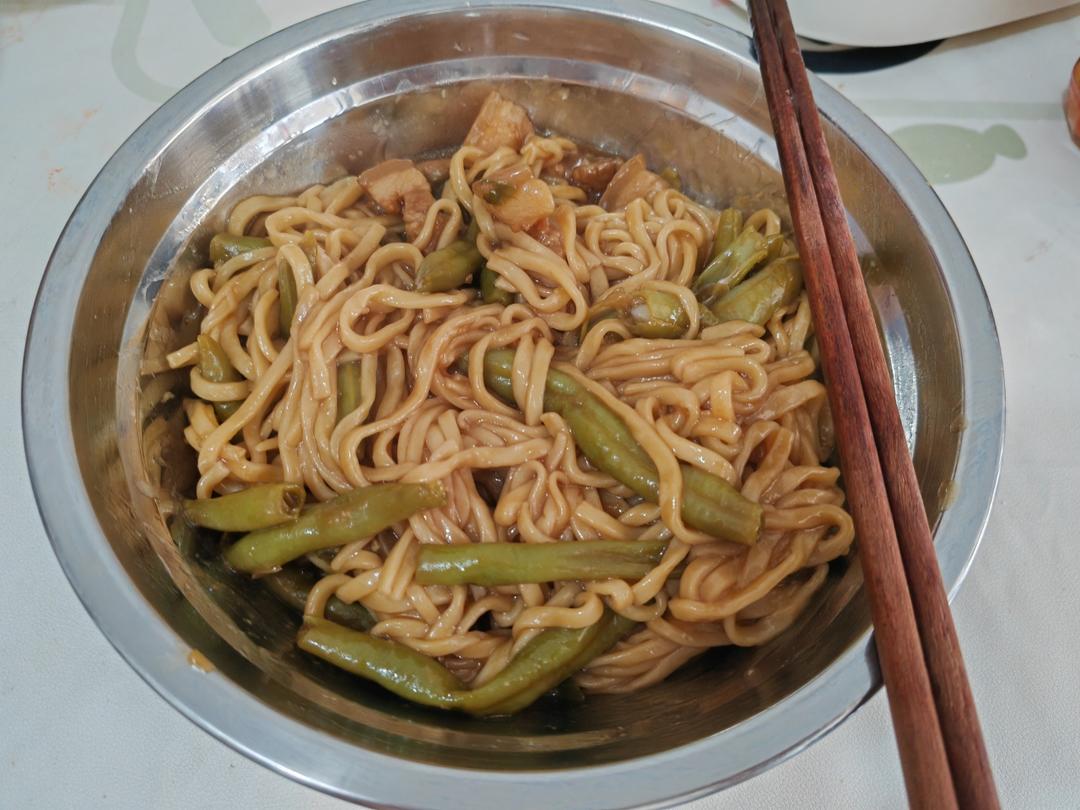 豆角焖面