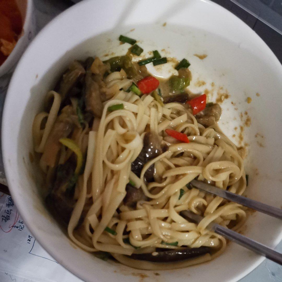 好吃到舔盘的拌面秘方，太销魂了！🍜