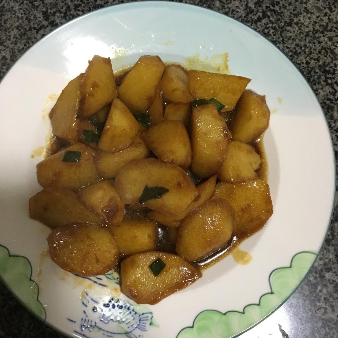 手机用户3716l2qz爱猫咪做的红烧蚝油土豆