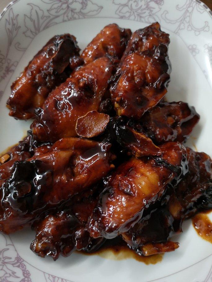 厨师长教你：“可乐鸡翅”的家常做法，味道鲜嫩可口，先收藏起来