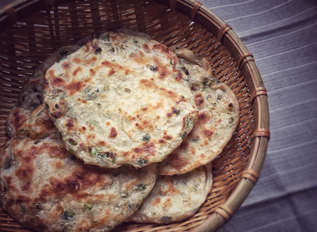 堂妈教你做飘香葱油饼