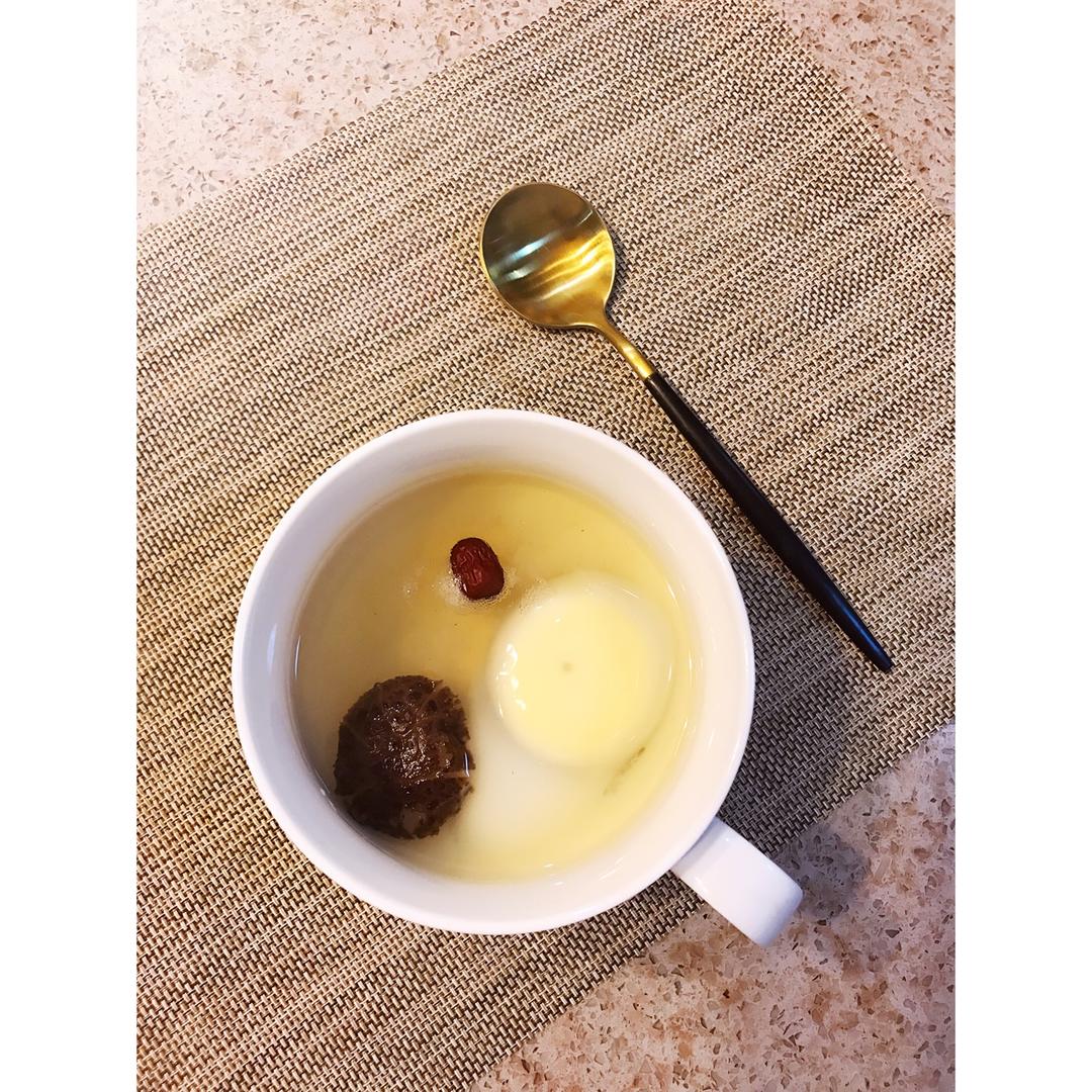wendy雯儿做的冰糖炖鹅蛋