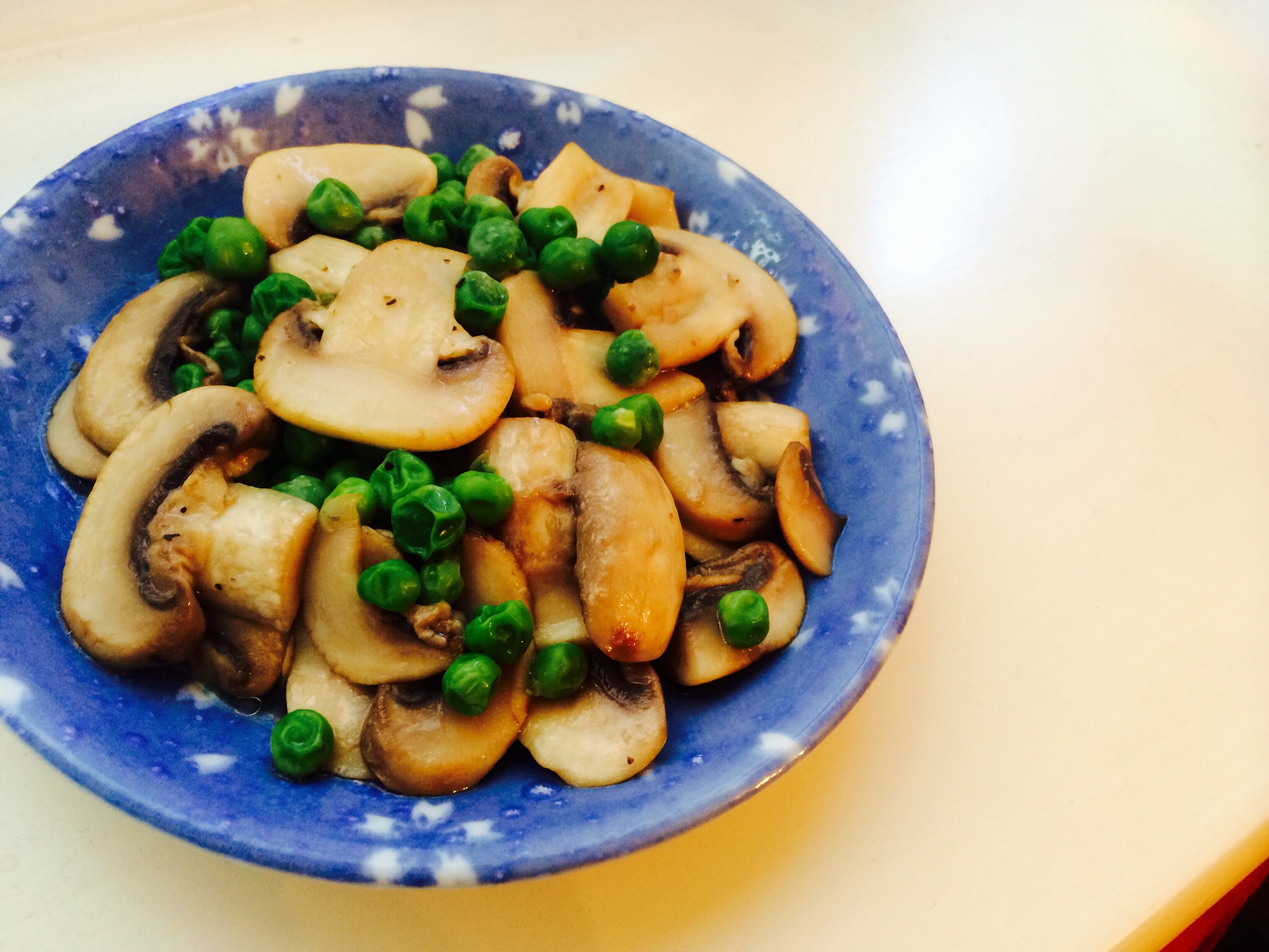 青豆蘑菇