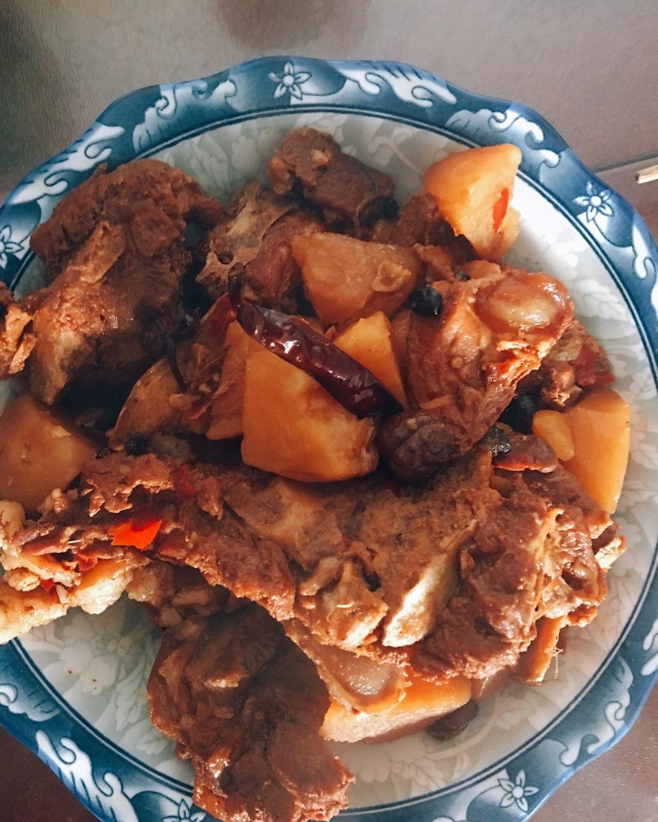 堂妈小厨——酱大棒骨