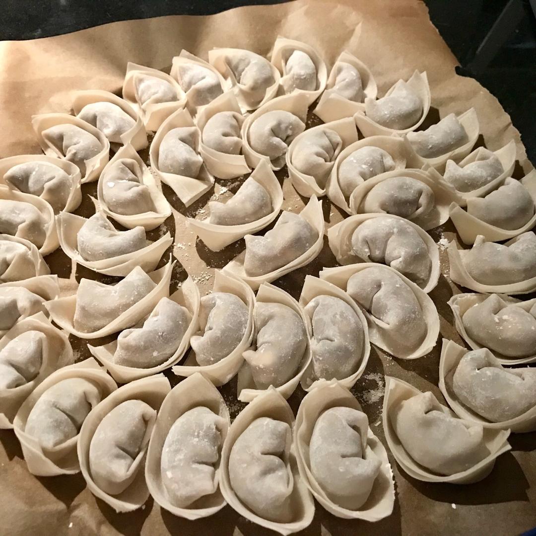 上海荠菜大馄饨
