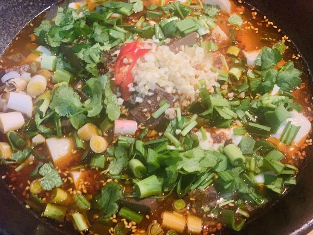 超级好吃的鸭血豆腐