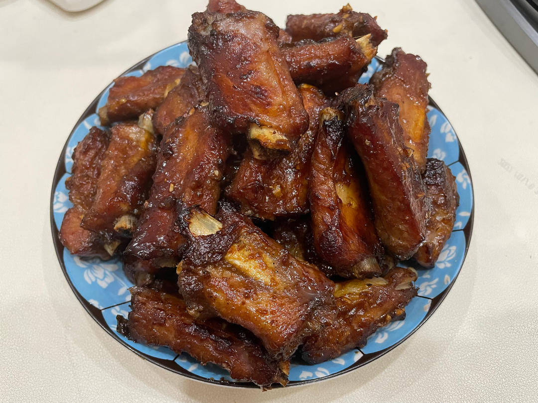最简单的焦香软糯烤猪肋排