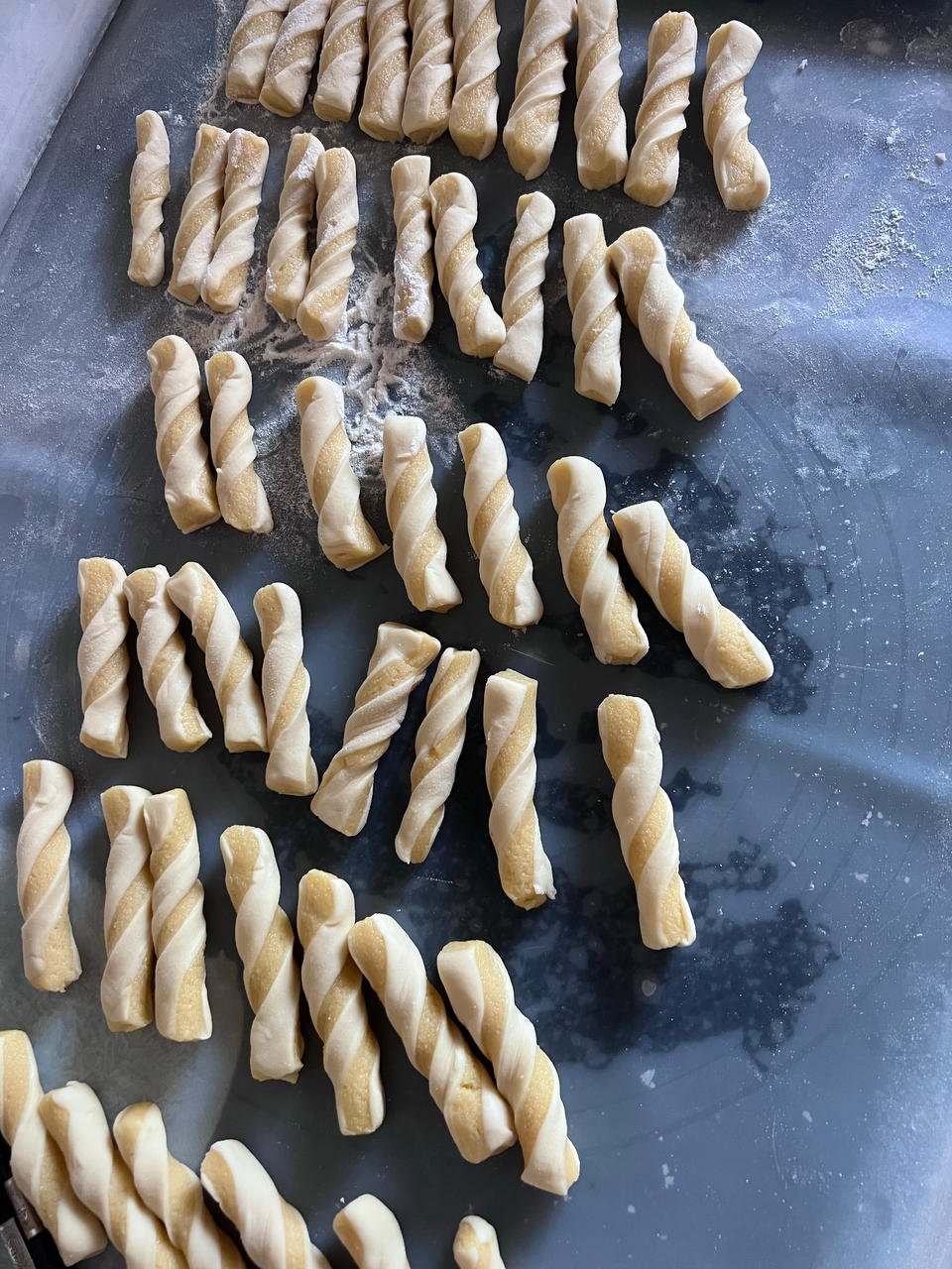 鸡蛋酥 快手小零食 只需几步在家轻松搞定小零食 香甜酥脆特别好吃 附细节视频详解