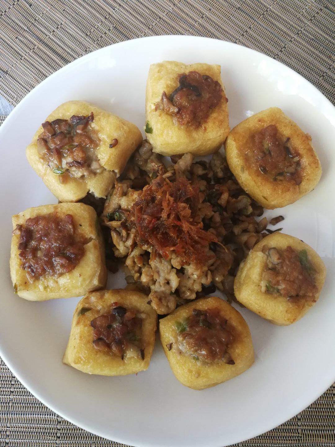 豆腐泡塞肉