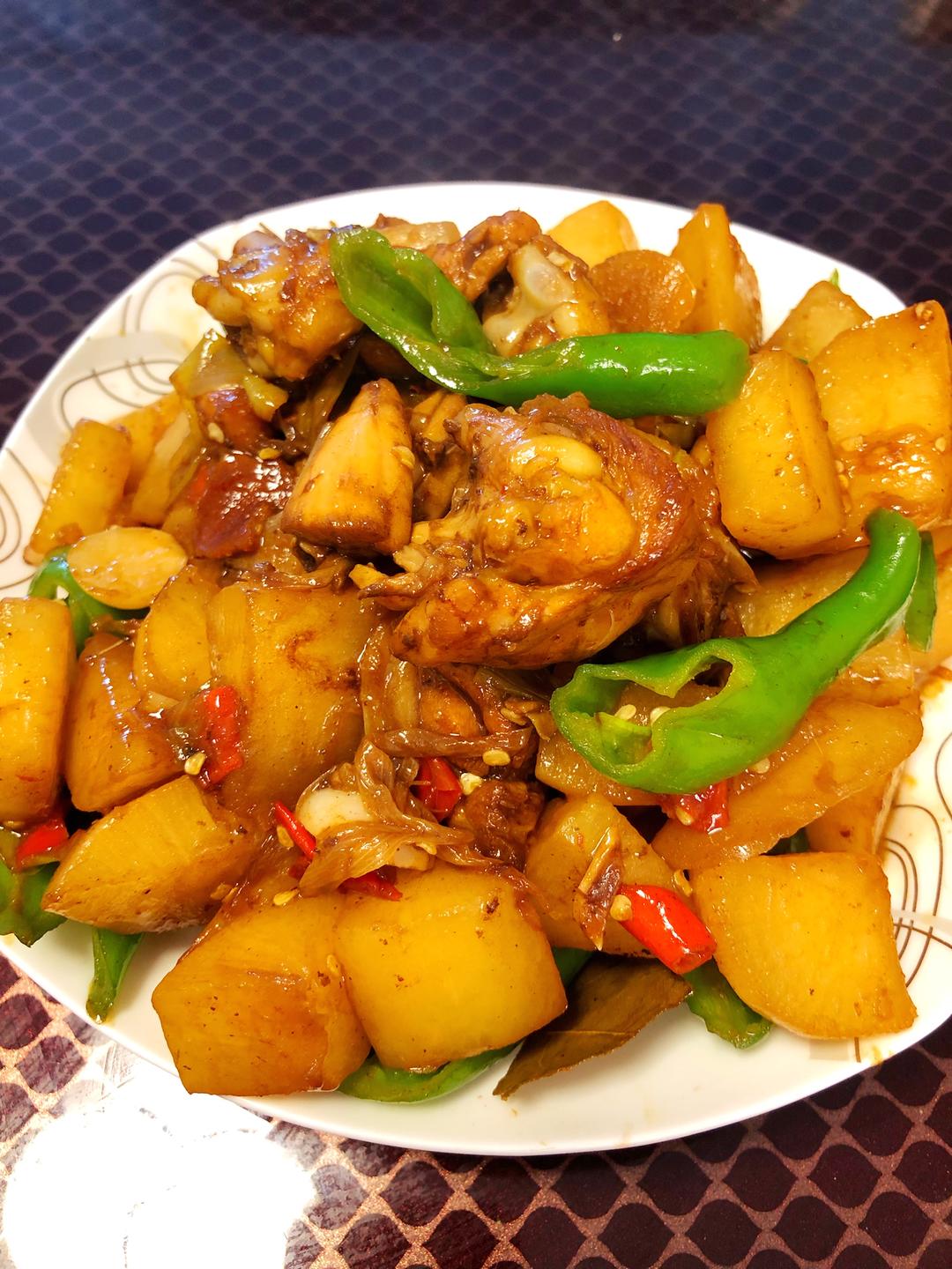 爆汁萝卜炖鸡腿