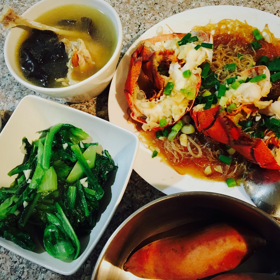 蒜蓉龙虾蒸粉丝