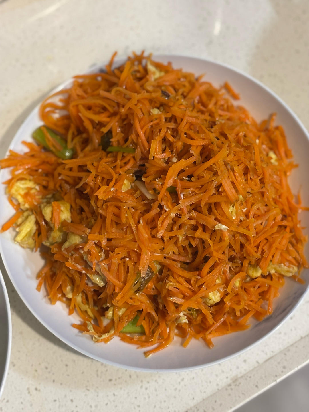 广受好评的胡萝卜炒鸡蛋，有秘诀