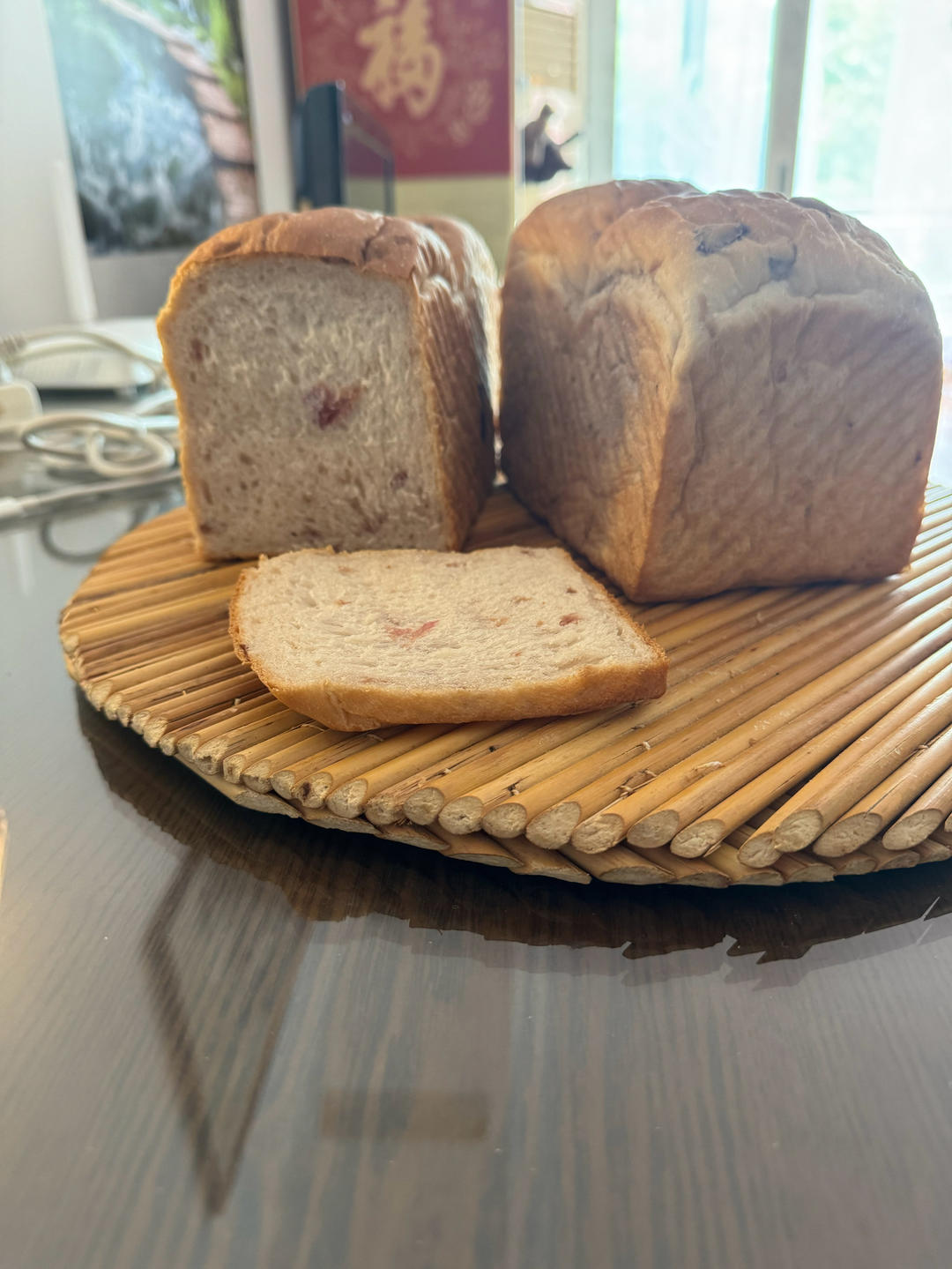 色与香同赋的玫瑰吐司