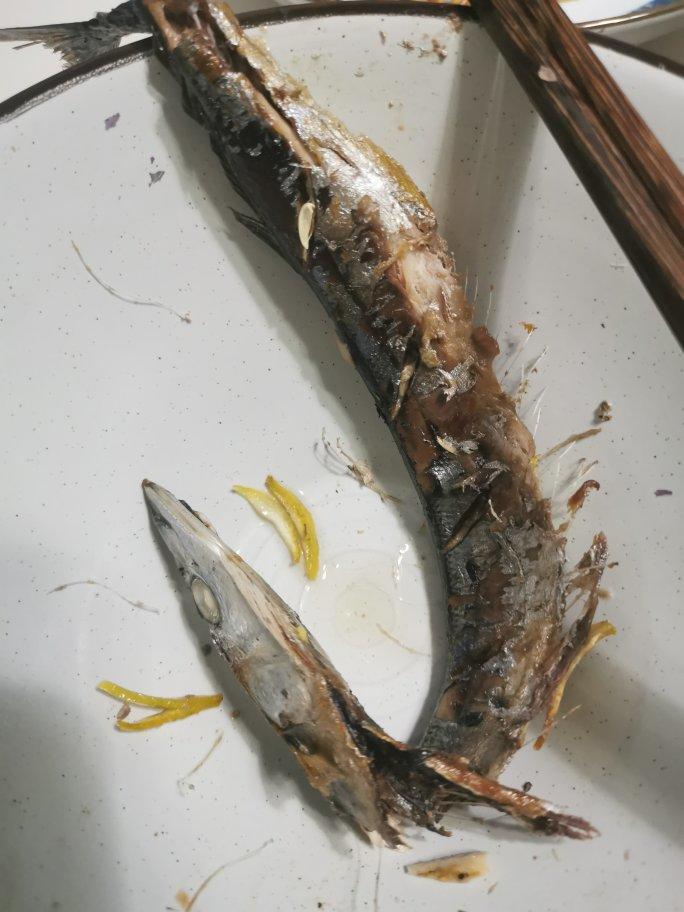 盐烤秋刀鱼