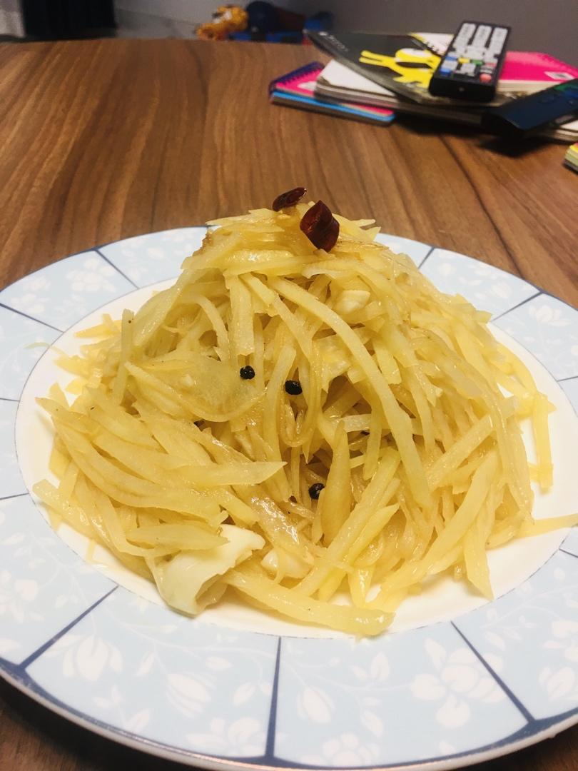 在家也能做出馆子味儿的醋溜/炝炒/酸辣土豆丝（就是那道看似简单，实则步步玄机的土豆丝）
