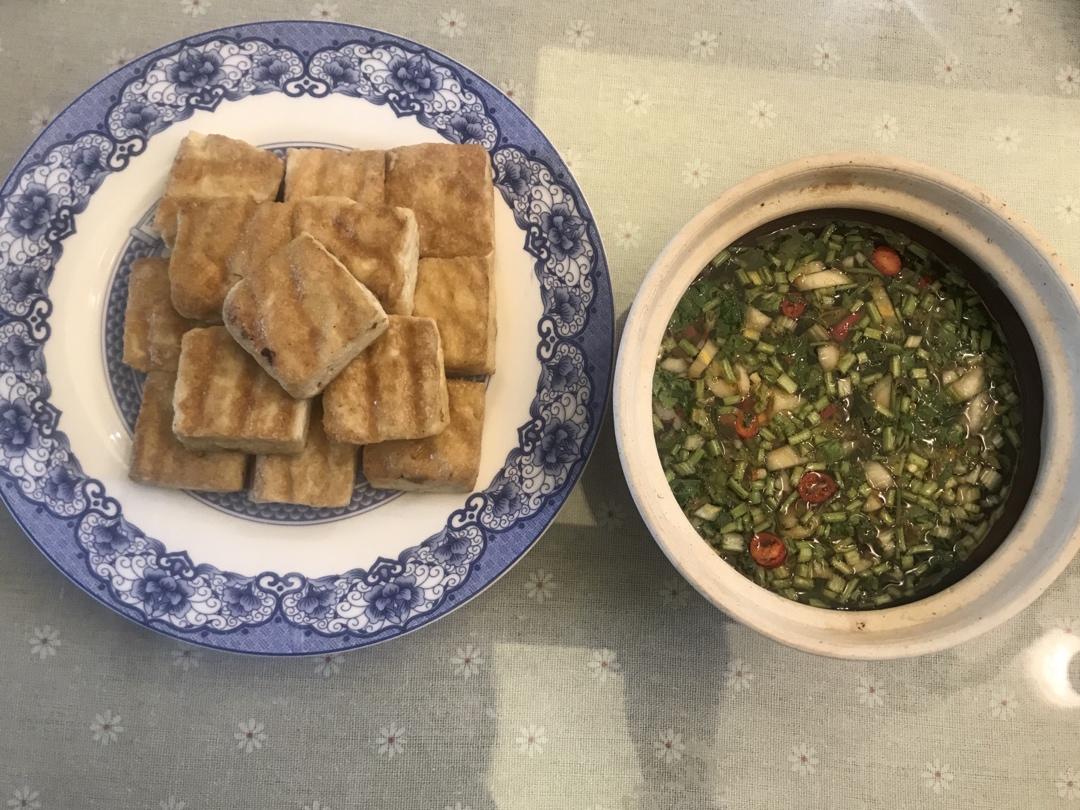 香煎豆腐（仿长沙臭豆腐）