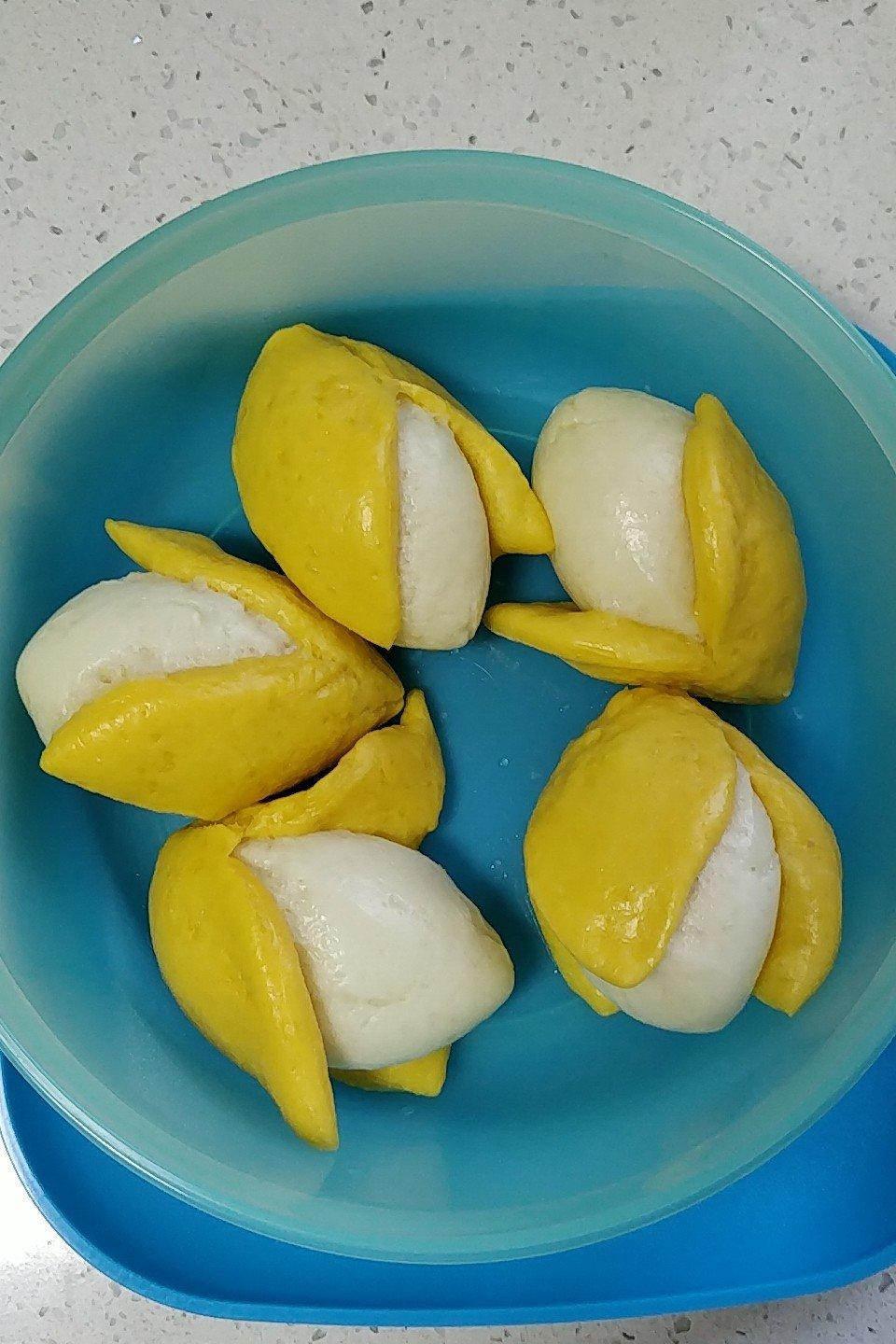 手机用户6689_2ivu做的香蕉馒头(仿真版)