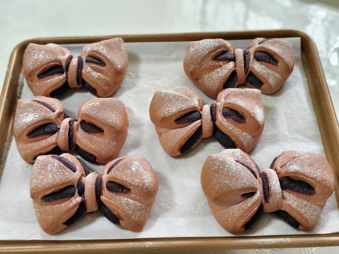 一次发酵网红粉色蝴蝶结豆沙面包（老夫的少女心啊）B74