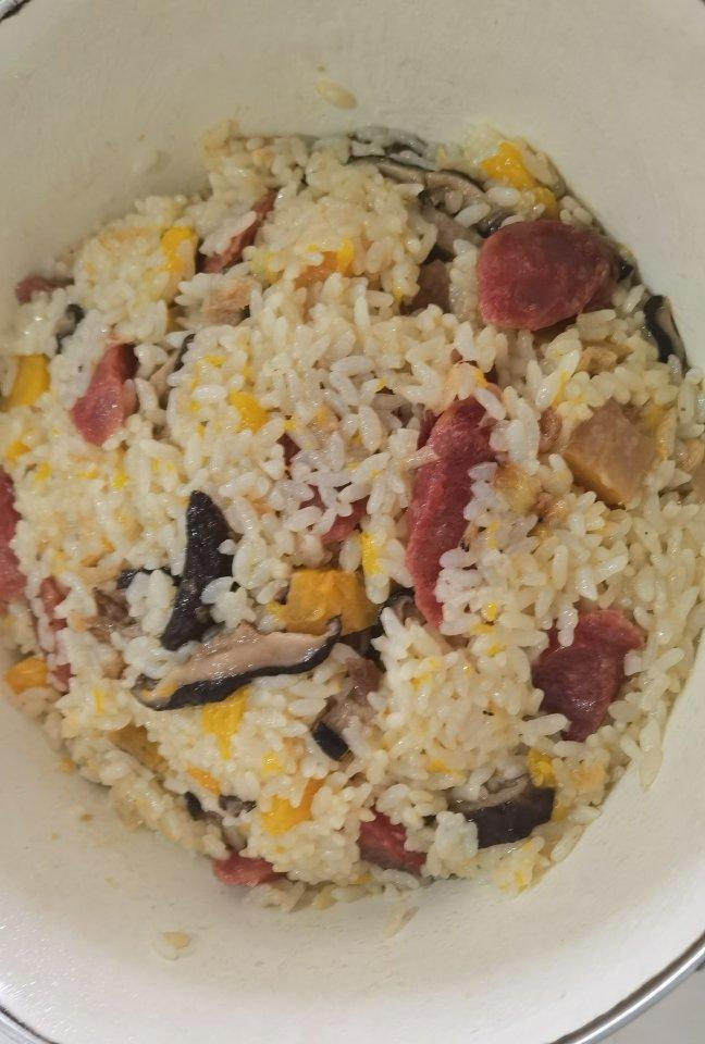 美味到不行的南瓜饭