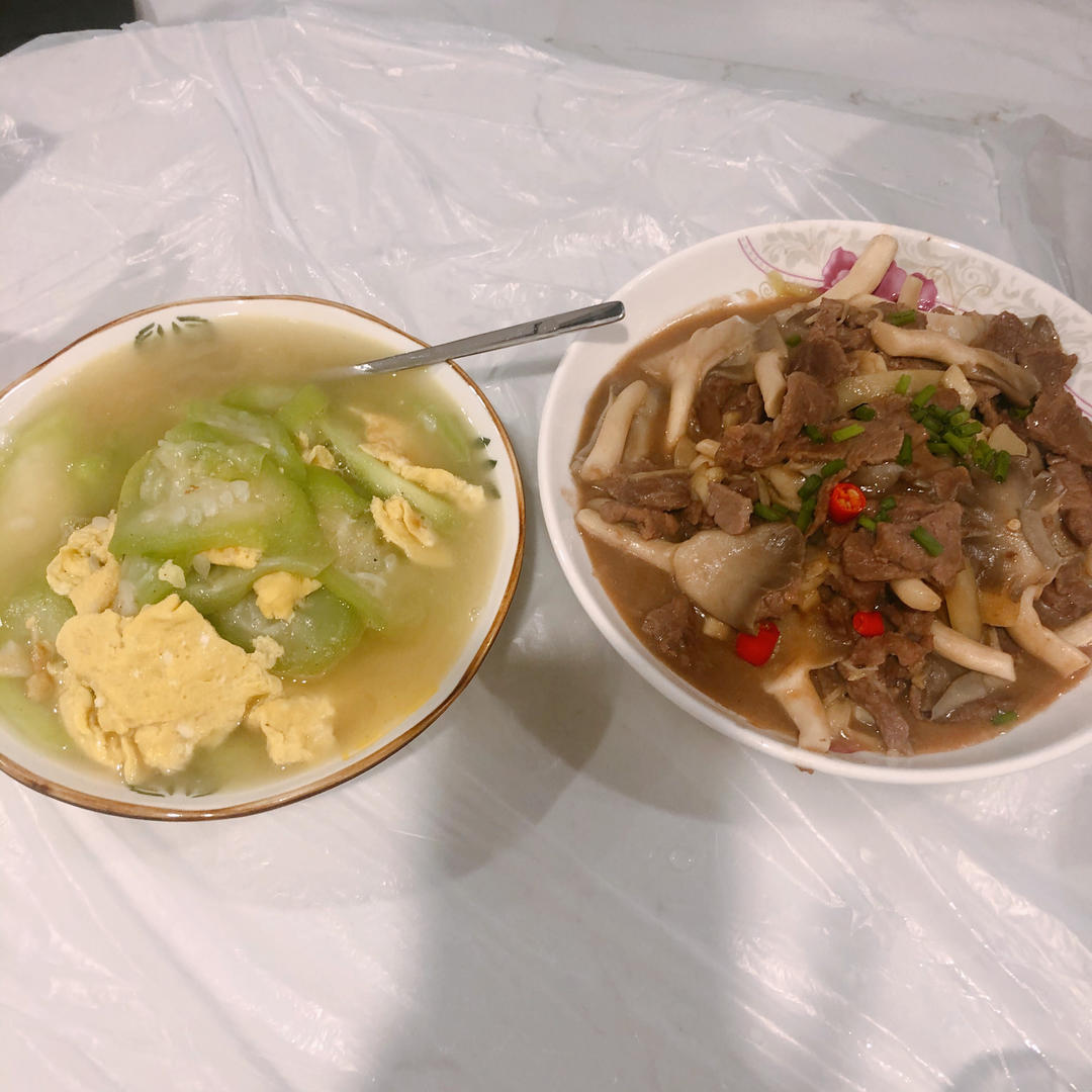 平菇牛肉