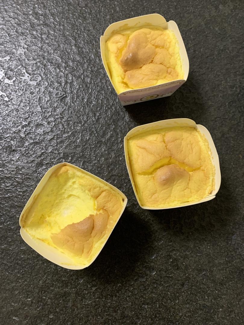 软绵绵戚风纸杯蛋糕