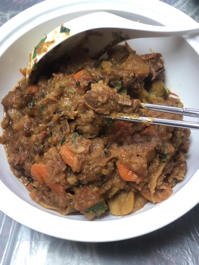 番茄土豆炖牛腩