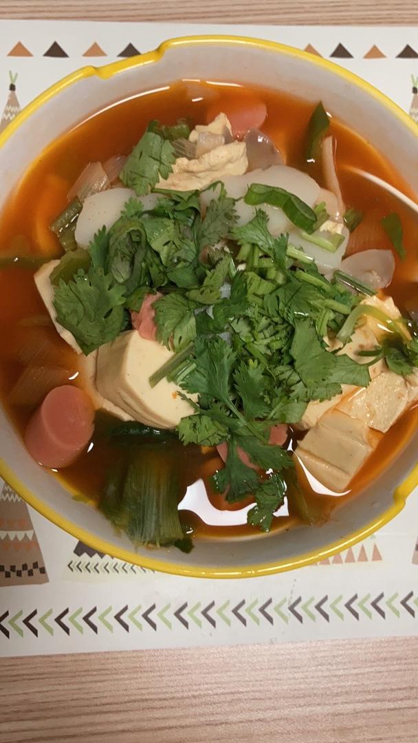 韩式鱼饼年糕汤