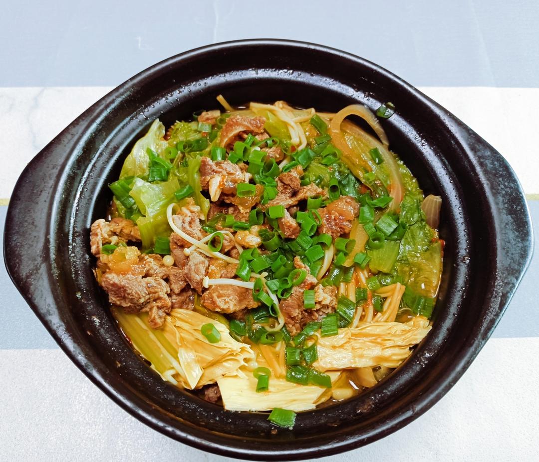 腐竹牛肉煲的做法
